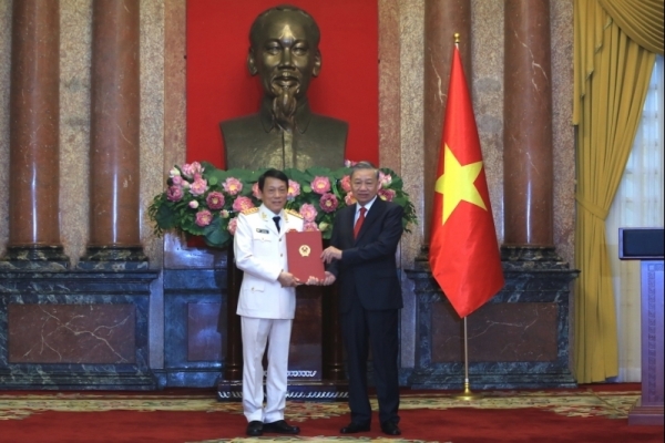 Thăng cấp bậc hàm Đại tướng đối với Bộ trưởng Bộ Công an Lương Tam Quang
