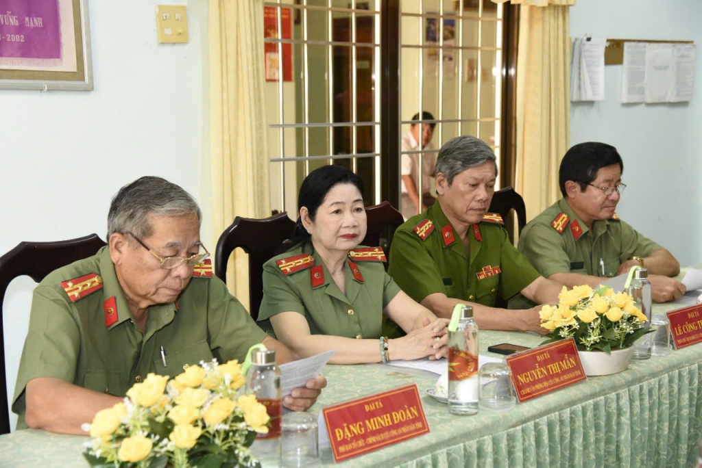 Hội Cựu CAND và Hội Cựu Chiến binh tỉnh Cà Mau ký kết chương trình phối hợp hoạt động