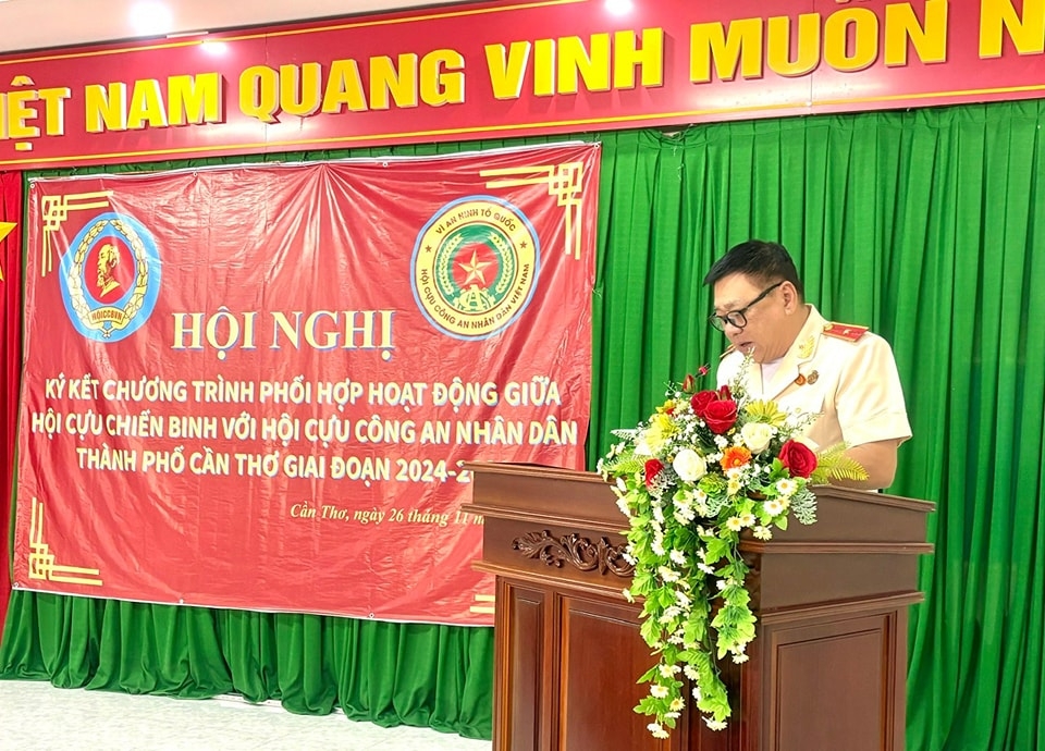 Hội Cựu Chiến binh và Hội Cựu CAND TP Cần Thơ ký kết chương trình phối hợp hoạt động