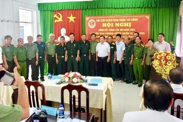 Cần Thơ: Hội Cựu CAND và Hội Cựu Chiến binh quận Cái Răng ký kết chương trình phối hợp hoạt động