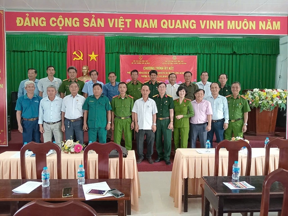 Cần Thơ: Chi hội Cựu CAND và Hội Cựu Chiến binh phường Thới An Đông ký kết chương trình phối hợp hoạt động