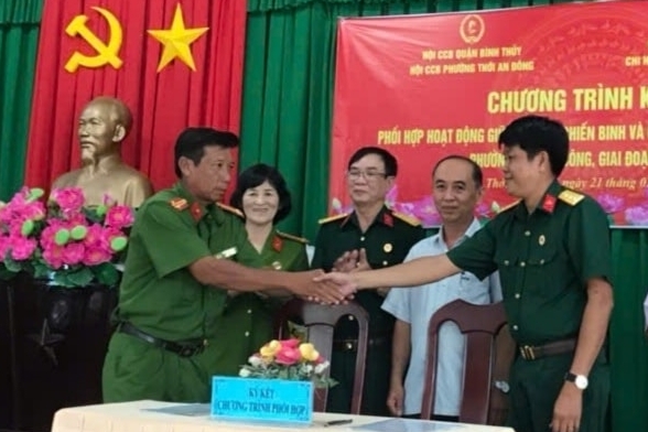 Cần Thơ: Chi hội Cựu CAND và Hội Cựu Chiến binh phường Thới An Đông ký kết chương trình phối hợp hoạt động