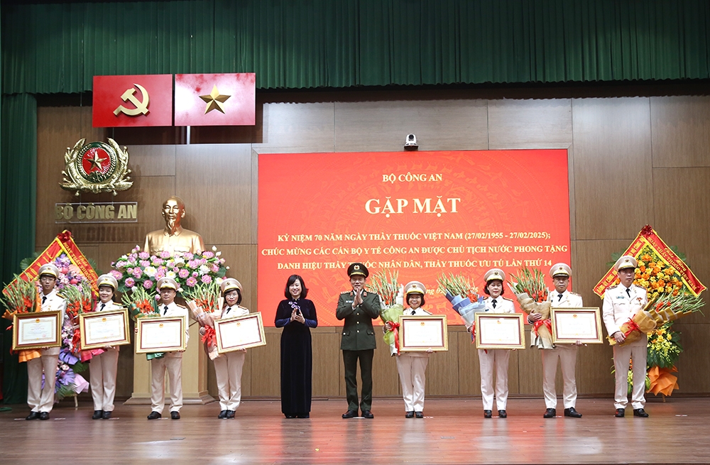 Bộ Công an tổ chức gặp mặt kỷ niệm 70 năm Ngày Thầy thuốc Việt Nam