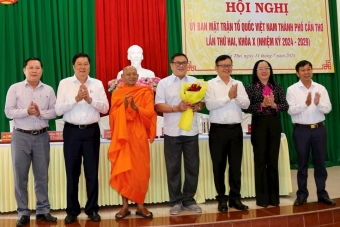 Hội Cựu CAND TP Cần Thơ được kết nạp làm thành viên của Mặt trận Tổ quốc