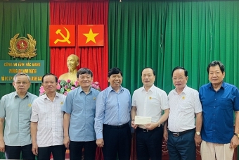 Đoàn công tác Hội Cựu CAND Việt Nam thăm và làm việc với Hội Cựu CAND tỉnh Bắc Giang