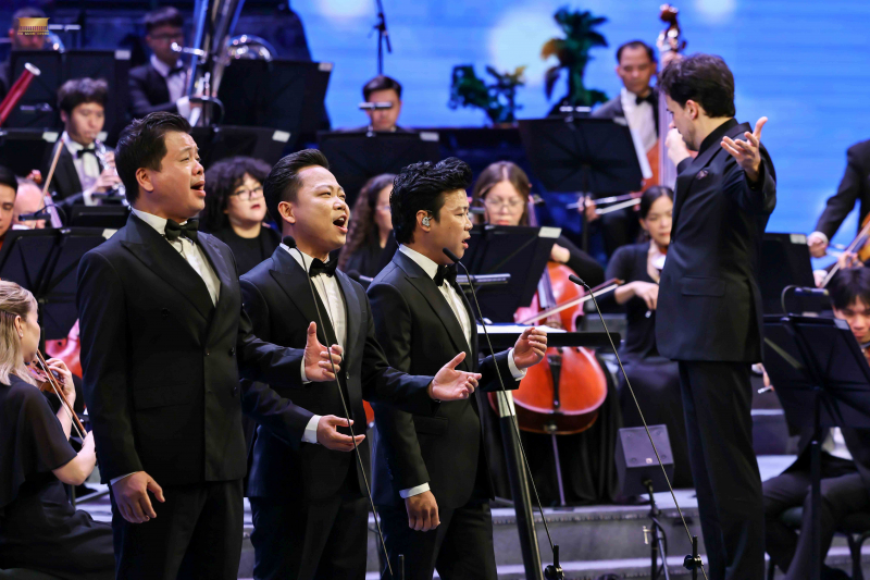 Chương trình nghệ thuật “Đảng trong mùa xuân đại thắng” Khơi dậy khát vọng vươn mình của dân tộc trong kỷ nguyên mới -1
