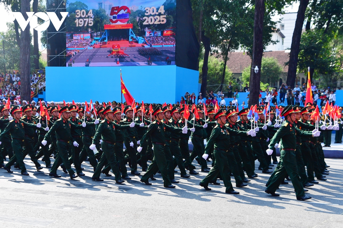 khoi dieu hanh dac biet lan dau xuat hien o le ky niem 50 nam ngay giai phong mien nam hinh anh 11