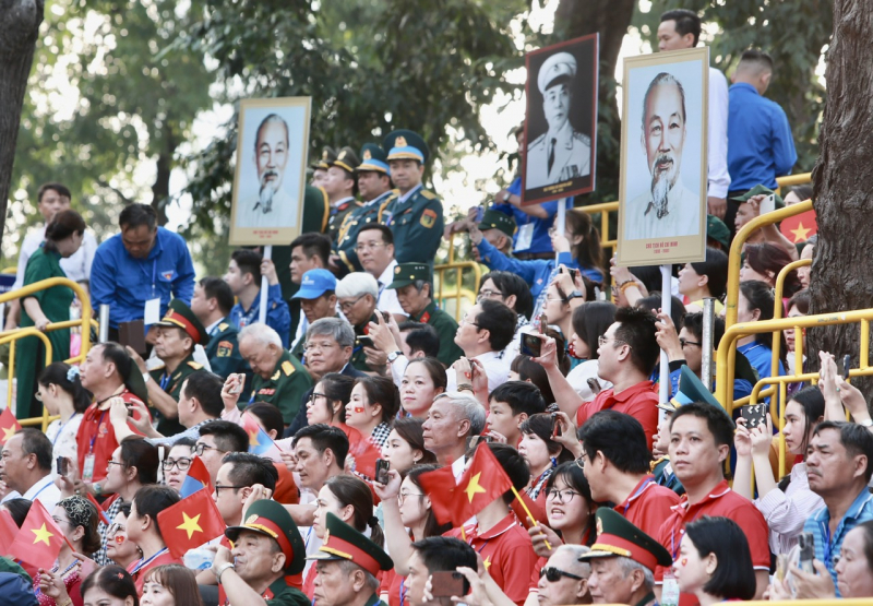 Tổ chức trọng thể Lễ kỷ niệm 50 năm Ngày Giải phóng miền Nam, thống nhất đất nước -2