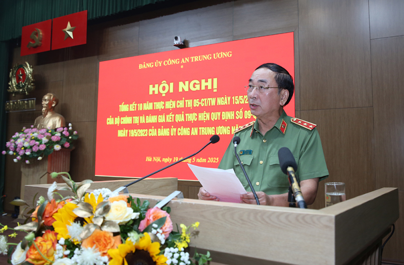 Nhìn lại 10 năm học tập và làm theo tư tưởng, đạo đức, phong cách Hồ Chí Minh -0