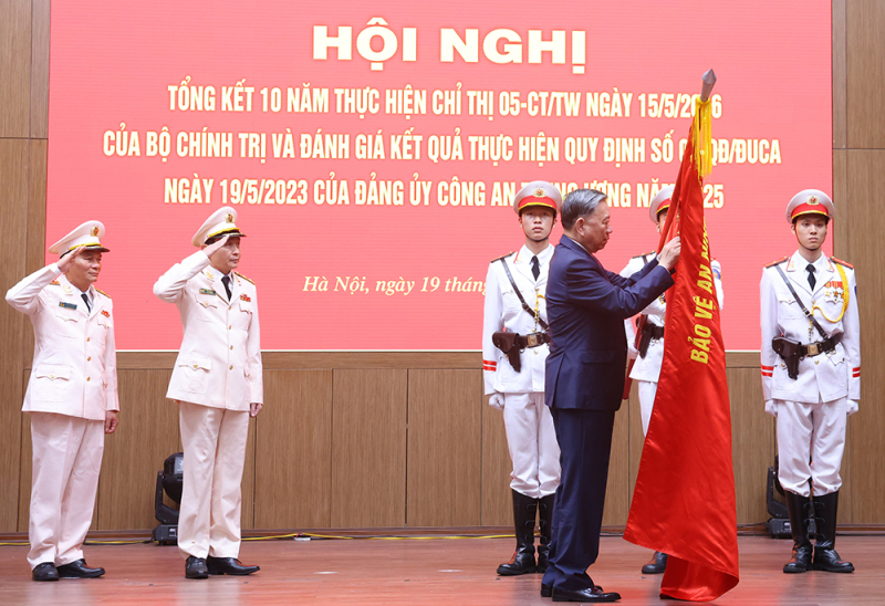 Tổng Bí thư Tô Lâm: Đưa học tập và làm theo Bác trở thành nhu cầu văn hoá, việc làm thường xuyên -0