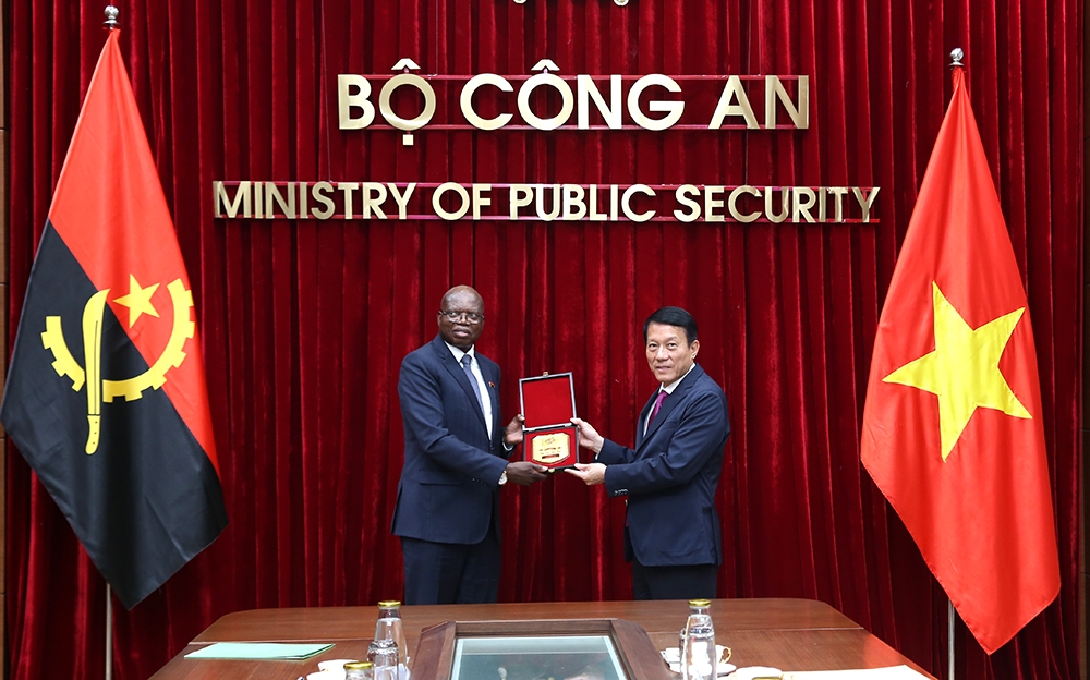 Việt Nam - Angola củng cố quan hệ hợp tác về an ninh và pháp luật