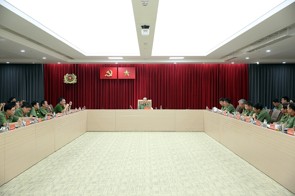 Tiếp tục đẩy nhanh tiến độ giải ngân các nguồn vốn, kinh phí năm 2025