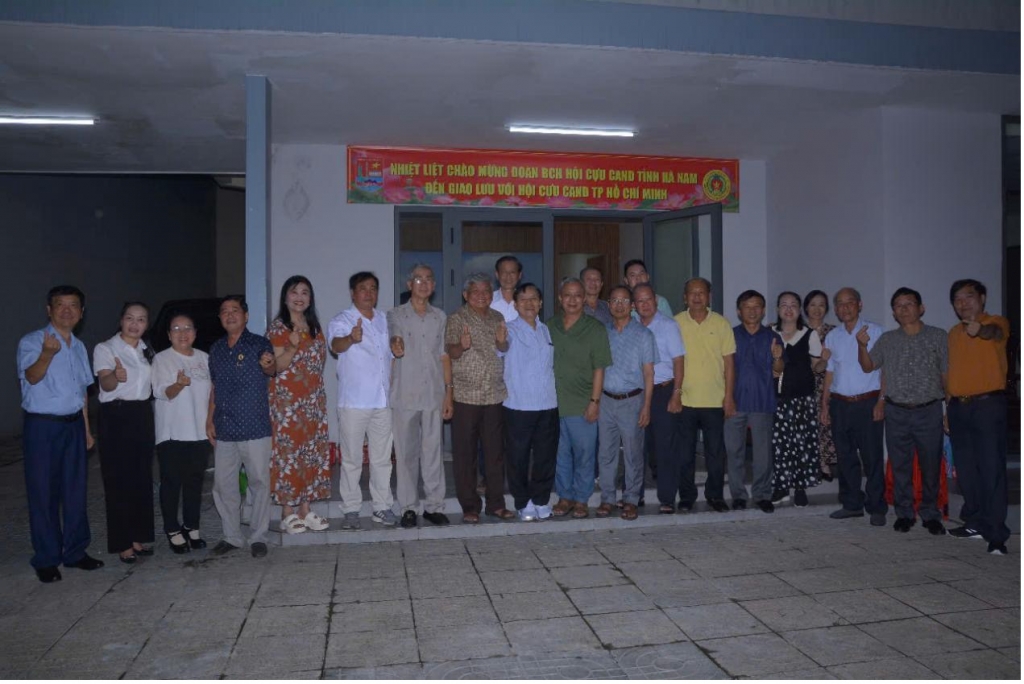 Hội Cựu CAND TPHCM và Hà Nam giao lưu, trao đổi công tác nghiệp vụ