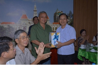 Hội Cựu CAND TPHCM và Hà Nam giao lưu, trao đổi công tác nghiệp vụ