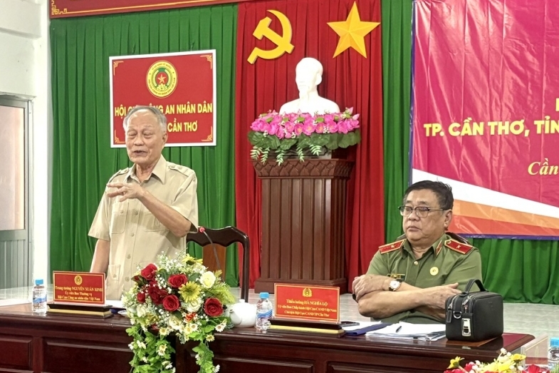 Ban Thường vụ Hội Cựu CAND TP Cần Thơ, tỉnh Sóc Trăng và Hậu Giang họp bàn phương án sáp nhập