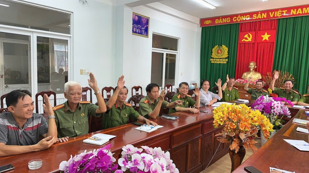 Cần Thơ: Hội Cựu CAND quận Ninh Kiều sắp xếp nhân sự cho các Chi hội phường trực thuộc sau khi sáp nhập