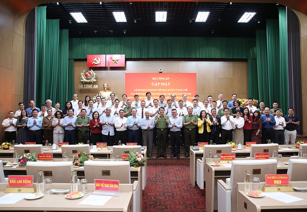 Vững vàng trận tuyến thông tin, chung sức bảo vệ an ninh Tổ quốc