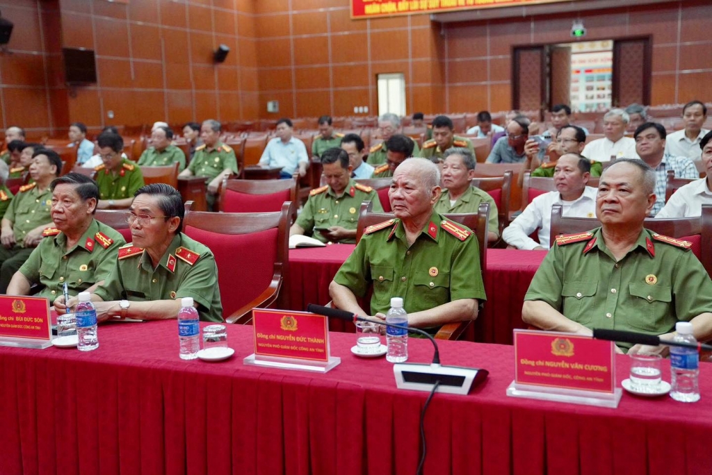 Hội Cựu CAND tỉnh Hòa Bình sơ kết công tác 6 tháng đầu năm 2025