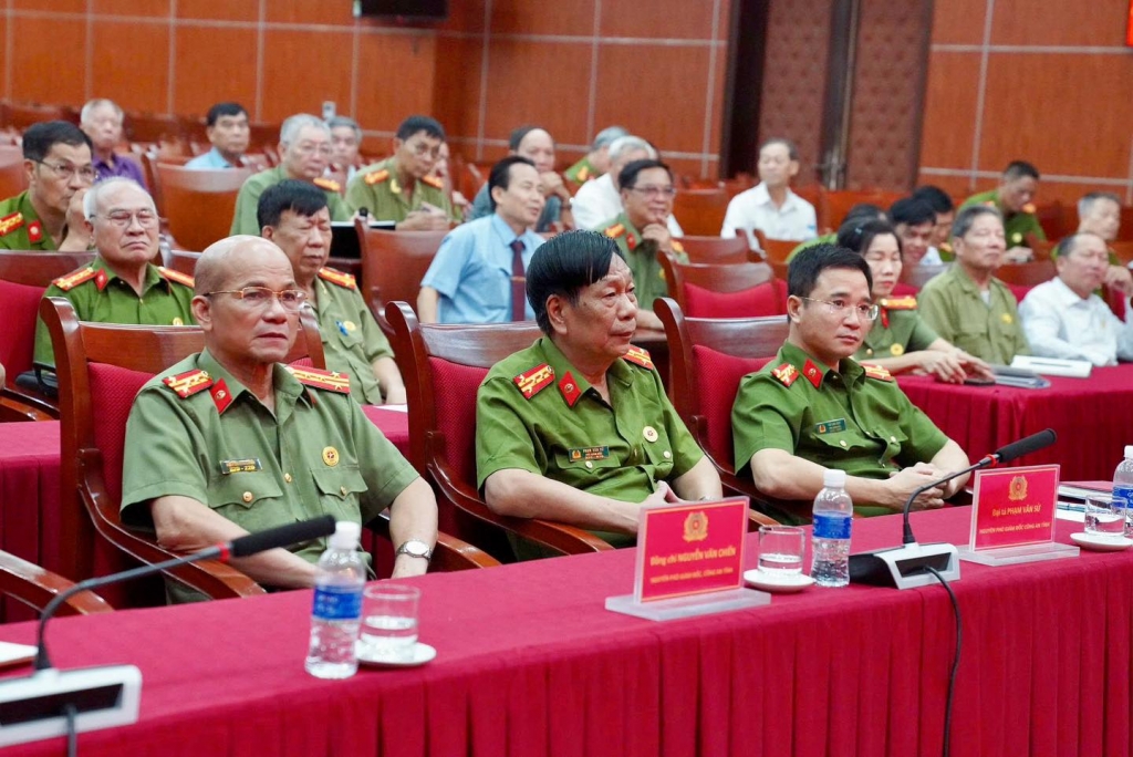 Hội Cựu CAND tỉnh Hòa Bình sơ kết công tác 6 tháng đầu năm 2025