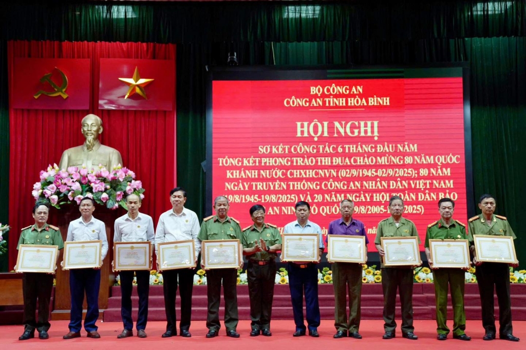 Hội Cựu CAND tỉnh Hòa Bình sơ kết công tác 6 tháng đầu năm 2025