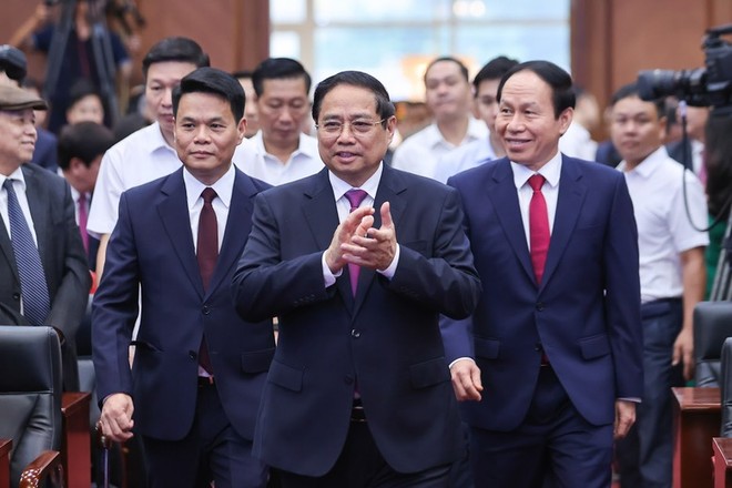 Thủ tướng Phạm Minh Chính dự lễ công bố các quyết định tại TP Hải Phòng (Ảnh: VGP)