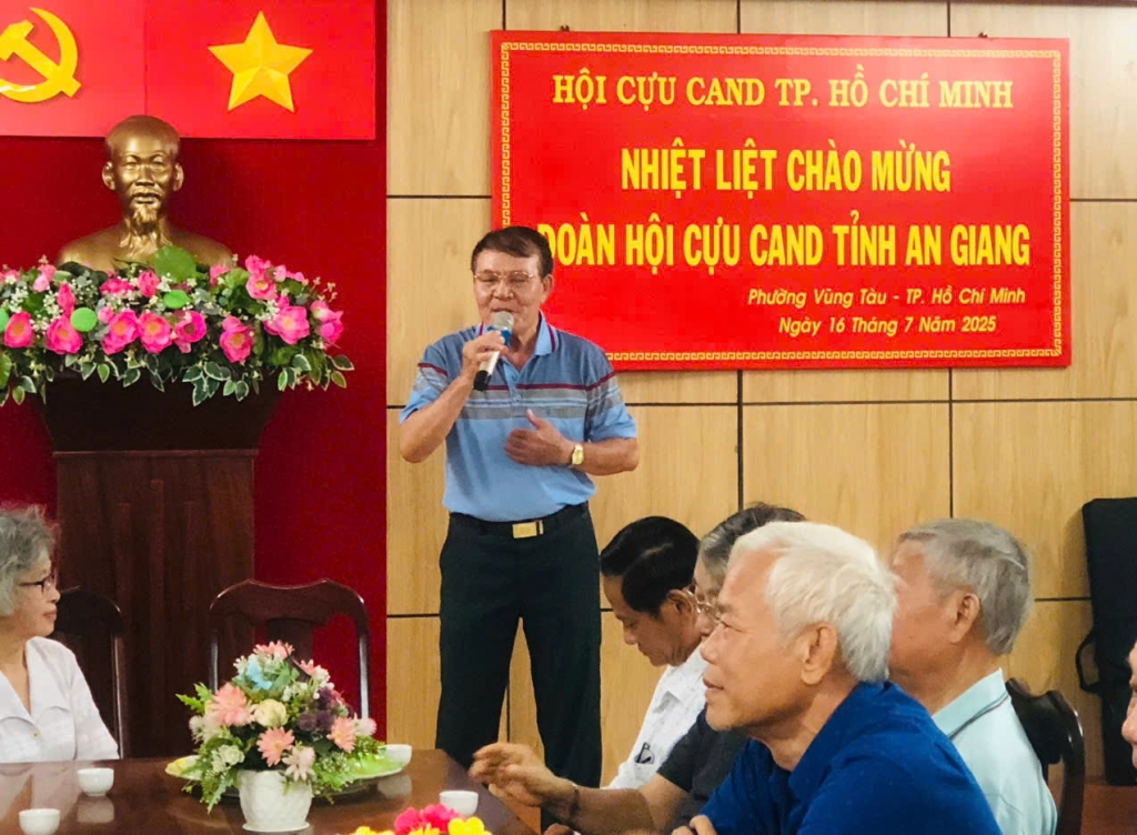 Hội Cựu CAND tỉnh An Giang giao lưu và trao đổi kinh nghiệm công tác với Hội Cựu CAND Tp.HCM cụm 2