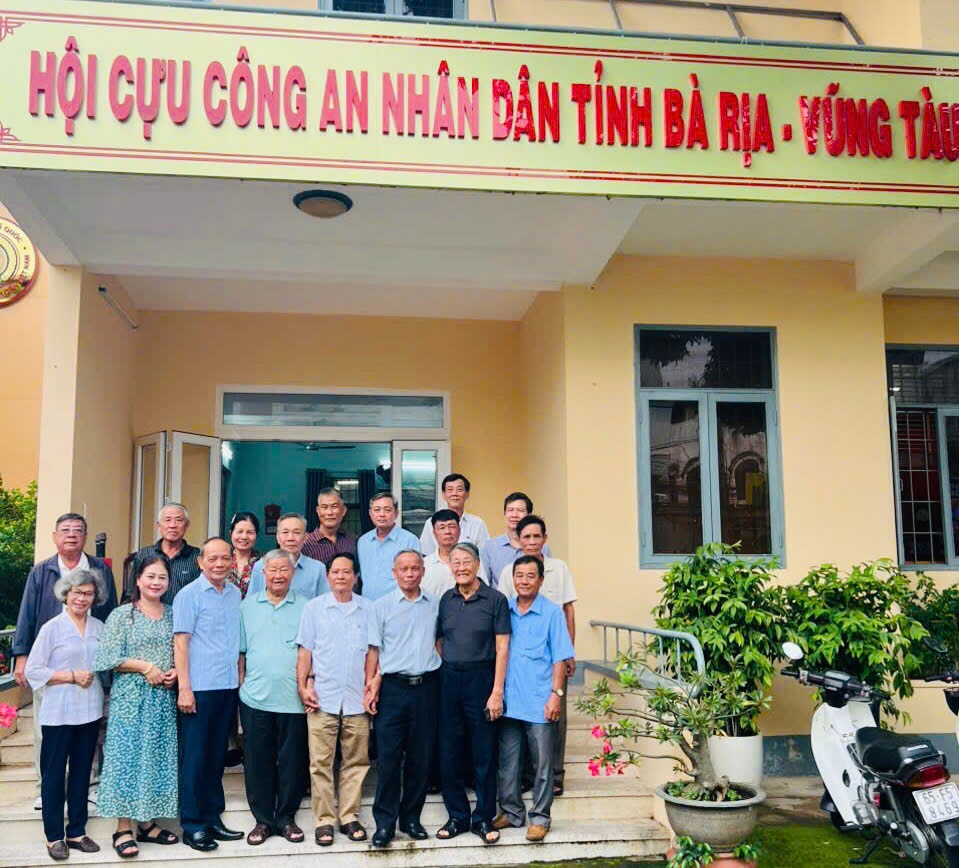 Hội Cựu CAND tỉnh An Giang giao lưu và trao đổi kinh nghiệm công tác với Hội Cựu CAND Tp.HCM cụm 2
