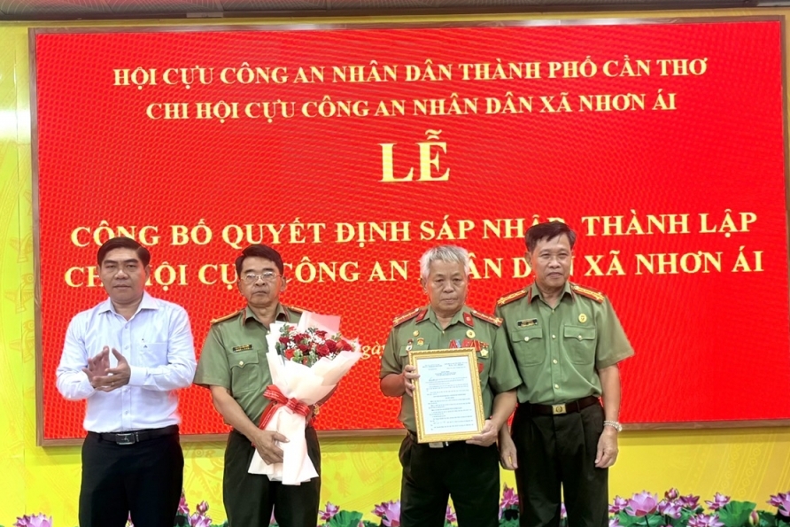 Cần Thơ: Ra mắt Chi hội Cựu CAND xã Nhơn Ái sau sáp nhập địa giới hành chính