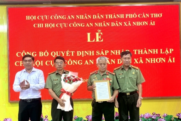 Cần Thơ: Ra mắt Chi hội Cựu CAND xã Nhơn Ái sau sáp nhập địa giới hành chính