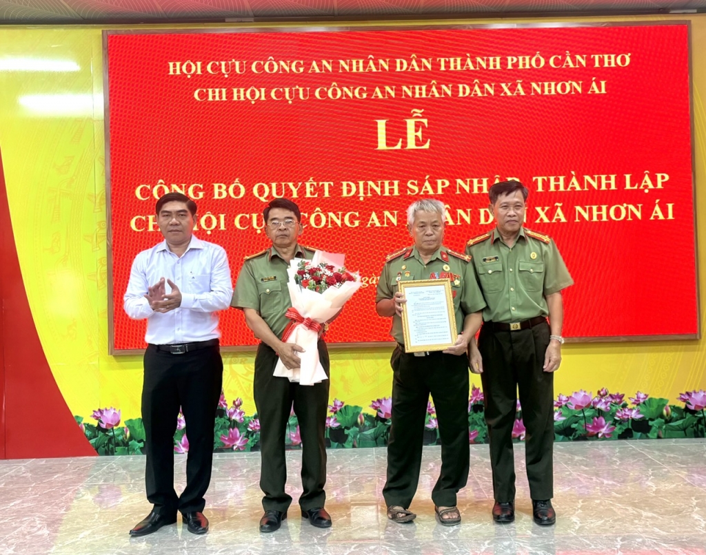 Cần Thơ: Ra mắt Chi hội Cựu CAND xã Nhơn Ái sau sáp nhập địa giới hành chính