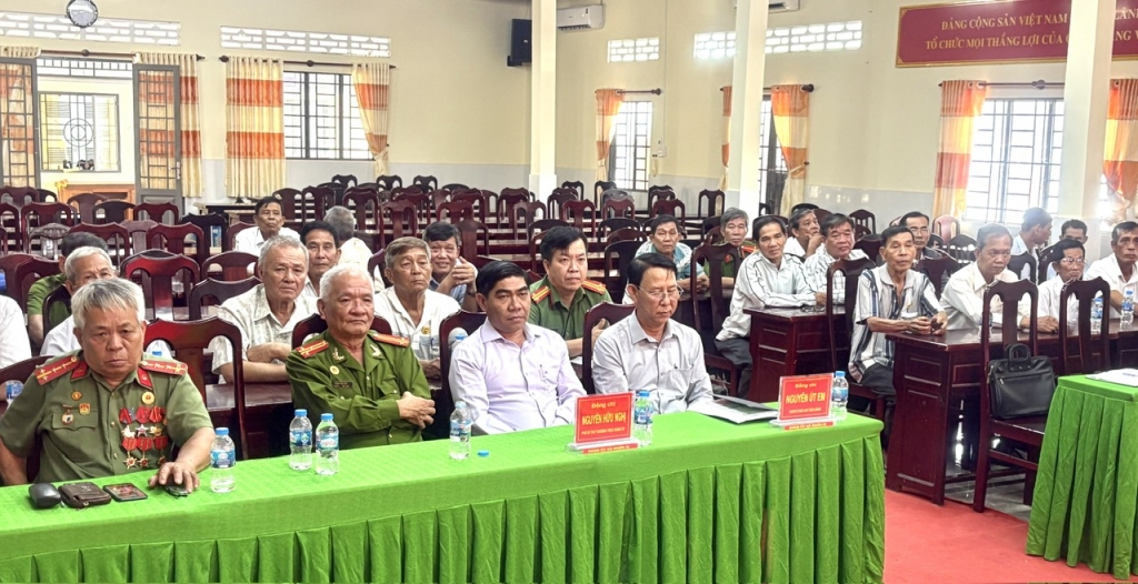 Cần Thơ: Ra mắt Chi hội Cựu CAND xã Nhơn Ái sau sáp nhập địa giới hành chính