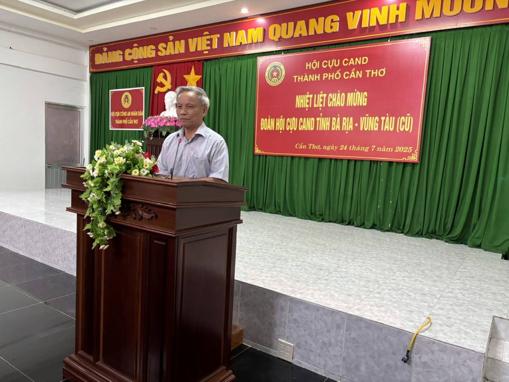 Hội Cựu CAND TP Cần Thơ giao lưu và trao đổi kinh nghiệm công tác với Hội Cựu CAND TP.HCM cụm 2