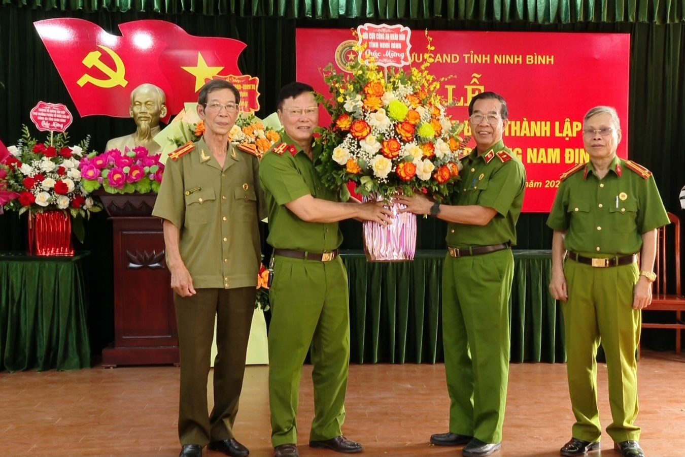 Chi hội Cựu CAND phường Nam Định, tỉnh Ninh Bình có 757 hội viên