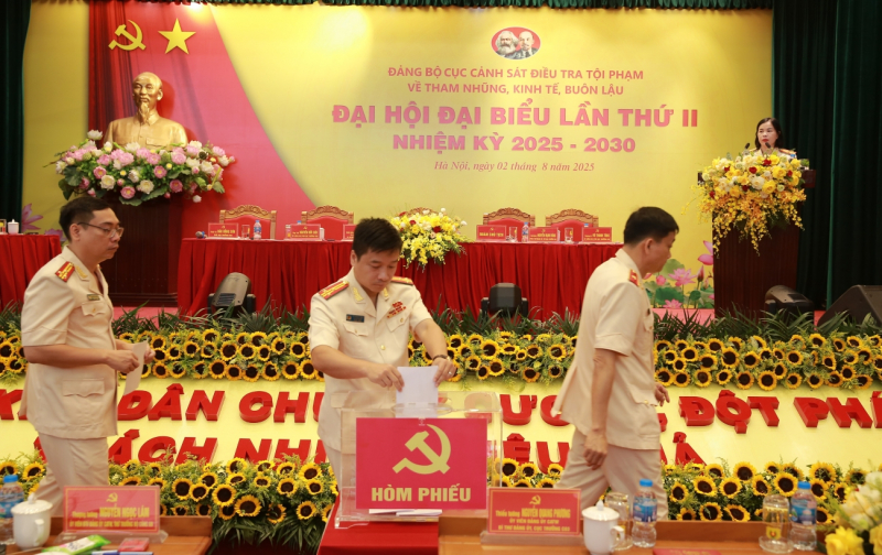 Đấu tranh hiệu quả tội phạm kinh tế góp phần phục vụ đất nước vươn mình phát triển -4
