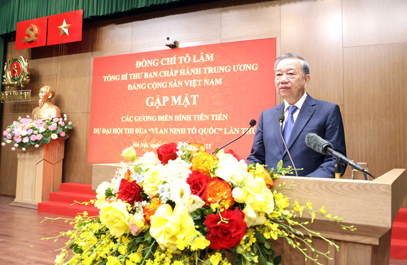 Tổng Bí thư: Đưa thi đua vào công việc hằng ngày, để mỗi CBCS đều có sáng kiến, hành động -0