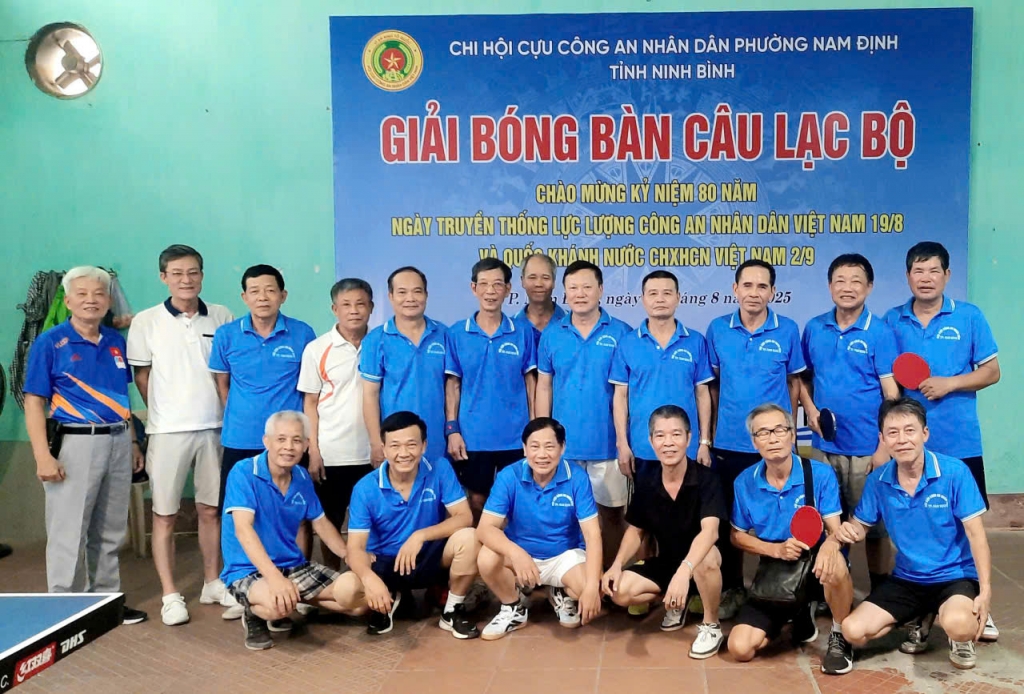 Chi hội CAND phường Nam Định tổ chức giải bóng bàn chào mừng 80 năm Ngày truyền thống CAND Chi hội CAND phường Nam Định tổ chức giải bóng bàn chào mừng 80 năm Ngày truyền thống CAND