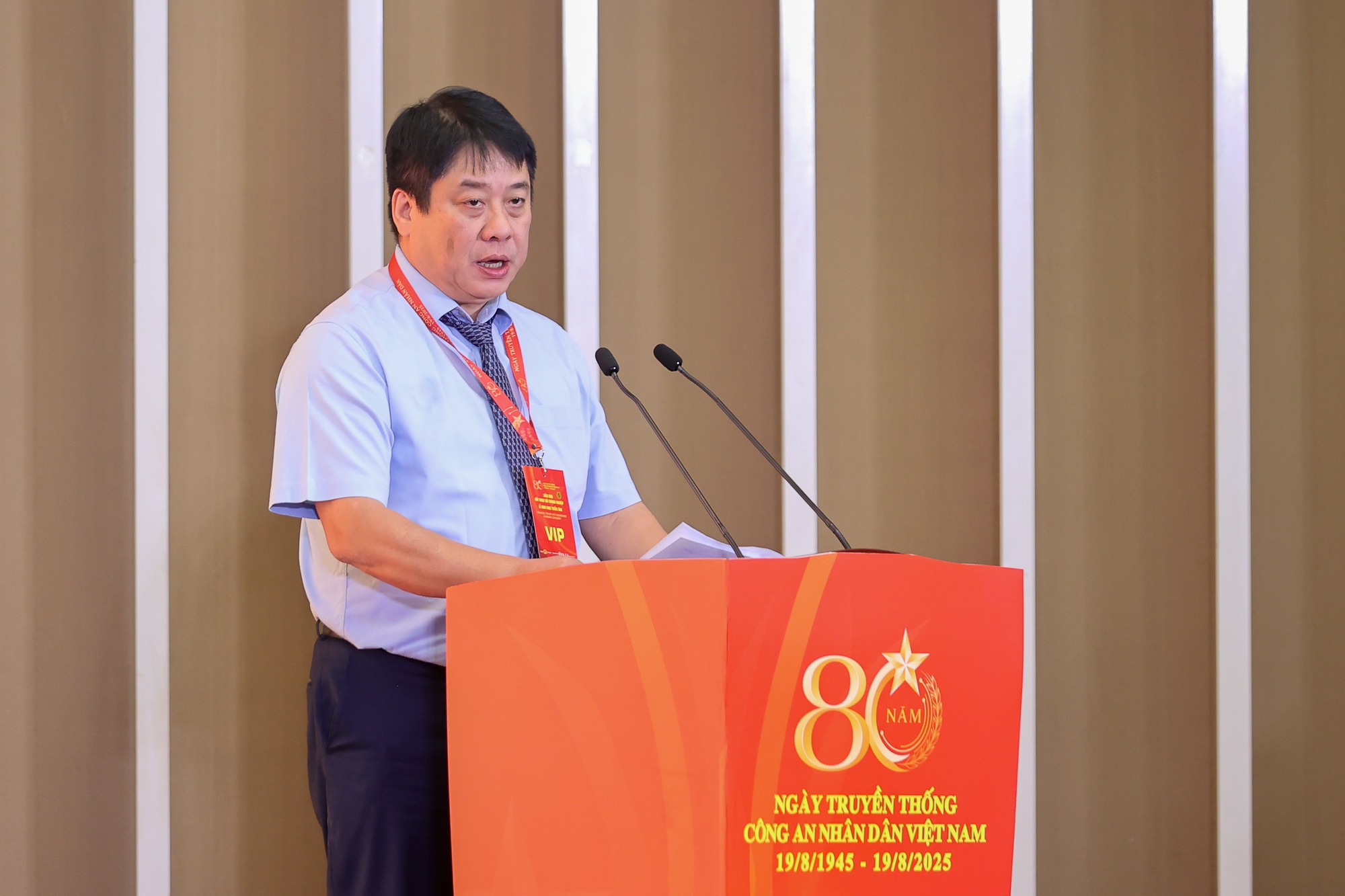 Thủ tướng: Xây dựng văn hóa phòng cháy, chữa cháy, phòng chống thiên tai, nâng cao kỹ năng cứu nạn, cứu hộ trong toàn dân- Ảnh 7. Thủ tướng: Xây dựng văn hóa phòng cháy, chữa cháy, phòng chống thiên tai, nâng cao kỹ năng cứu nạn, cứu hộ trong toàn dân- Ảnh 7.