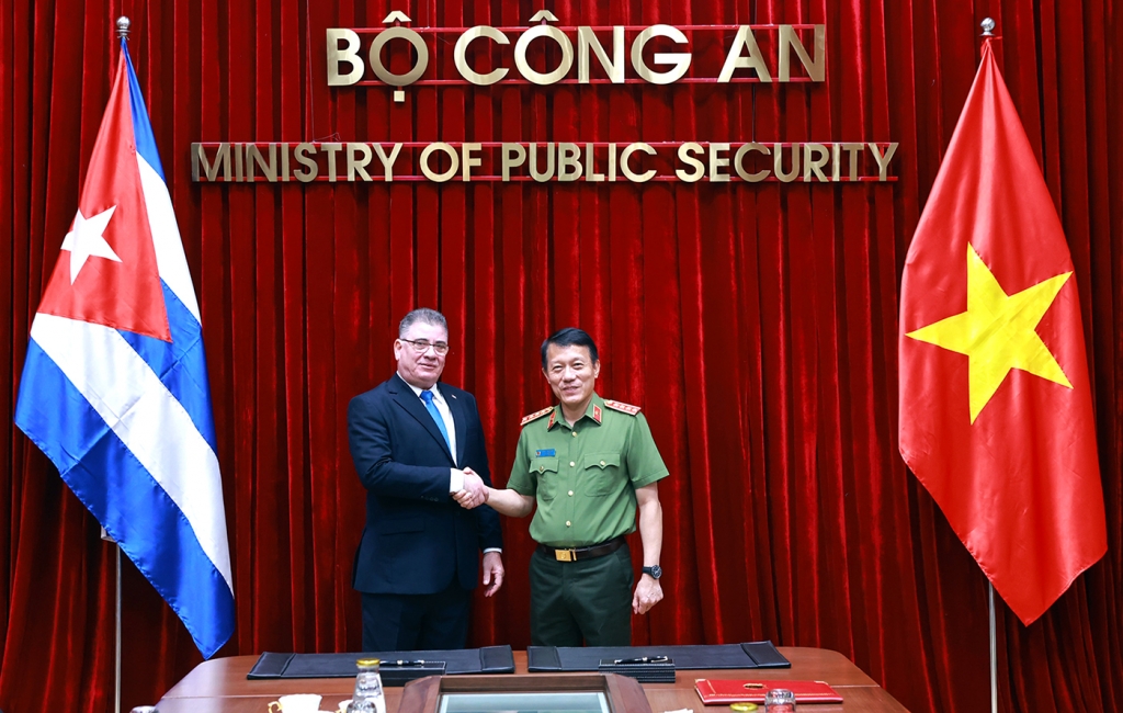 Bộ Công an Việt Nam và Bộ Nội vụ Cuba thúc đẩy hợp tác toàn diện, sâu sắc