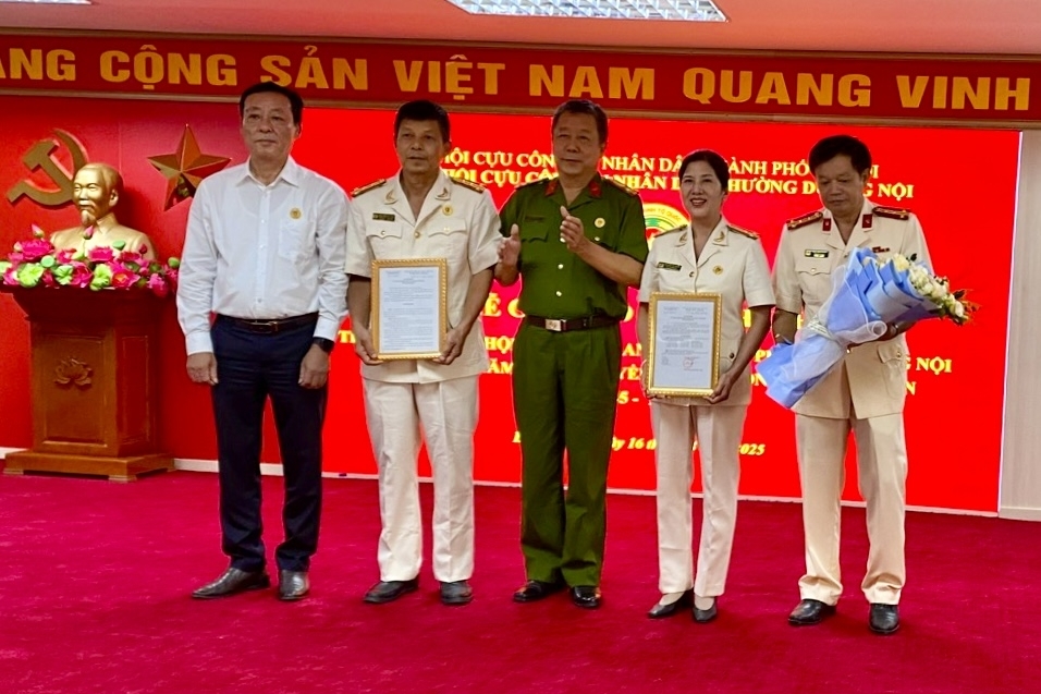 Hà Nội: Công bố quyết định thành lập Chi hội Cựu CAND phường Dương Nội