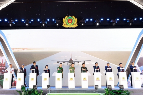 Cảng hàng không quốc tế Gia Bình được định vị là sân bay lưỡng dụng chiến lược cho vùng Thủ đô