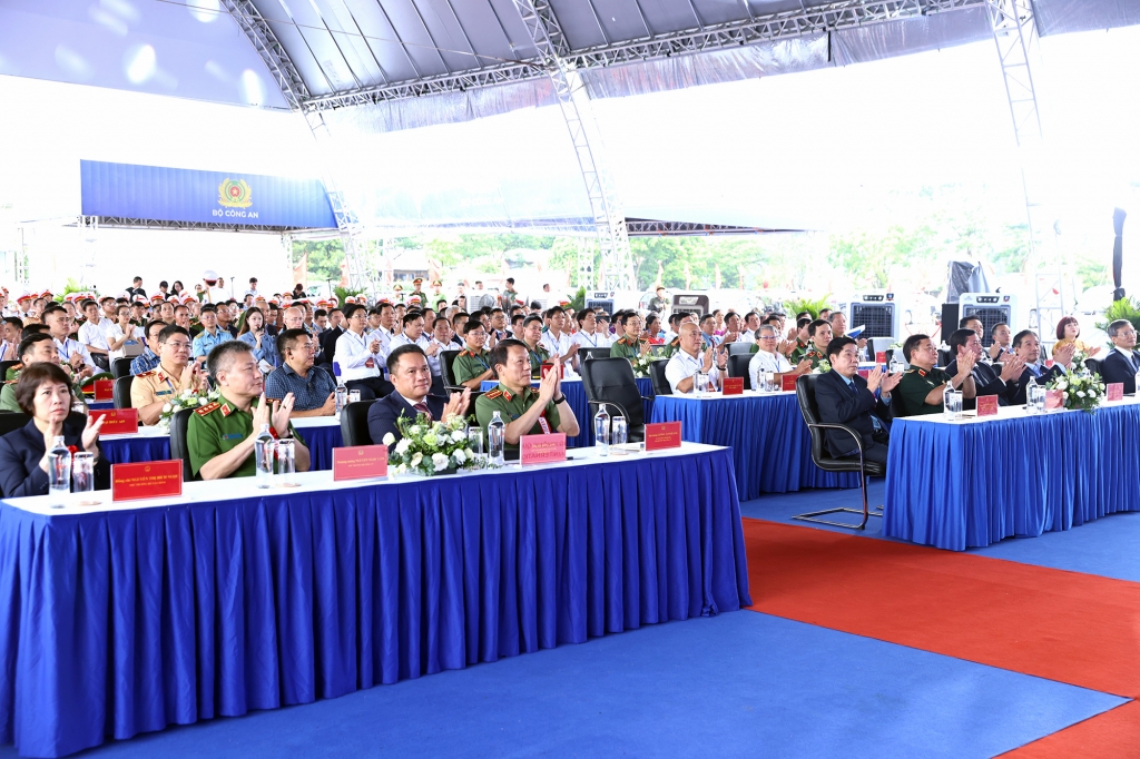 Cảng hàng không quốc tế Gia Bình được định vị là sân bay lưỡng dụng chiến lược cho vùng Thủ đô