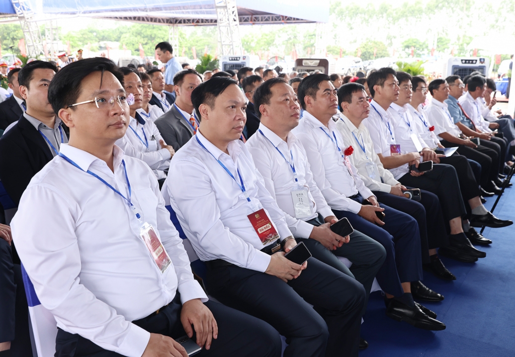 Cảng hàng không quốc tế Gia Bình được định vị là sân bay lưỡng dụng chiến lược cho vùng Thủ đô