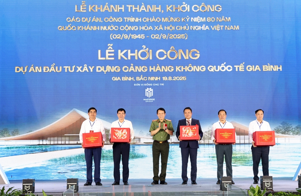 Cảng hàng không quốc tế Gia Bình được định vị là sân bay lưỡng dụng chiến lược cho vùng Thủ đô