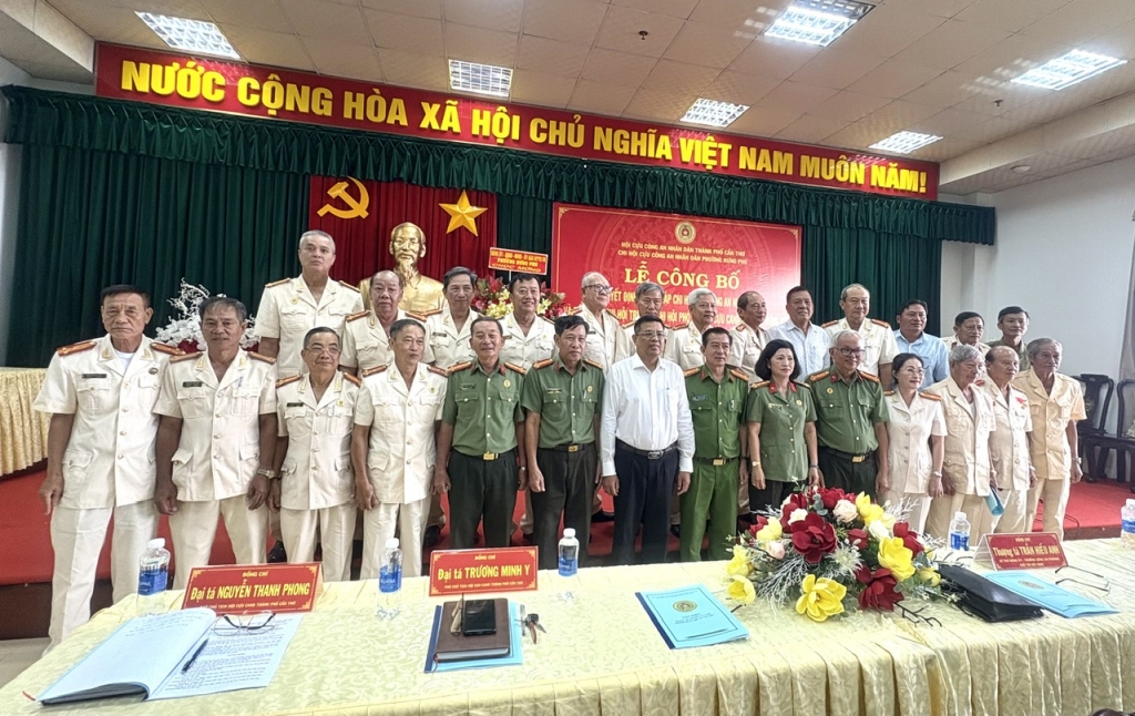 Cần Thơ: Công bố quyết định thành lập Chi hội Cựu CAND phường Hưng Phú