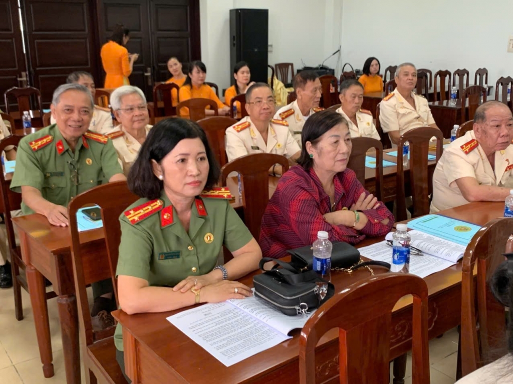Cần Thơ: Công bố quyết định thành lập Chi hội Cựu CAND phường Hưng Phú