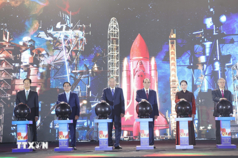 Triển lãm thành tựu đất nước: Sự kiện chưa từng có, lan tỏa khát vọng vươn mình -0