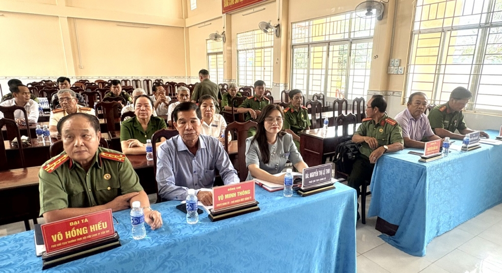Cần Thơ: Công bố quyết định thành lập Chi hội Cựu CAND xã Trường Xuân Cần Thơ: Công bố quyết định thành lập Chi hội Cựu CAND xã Trường Xuân