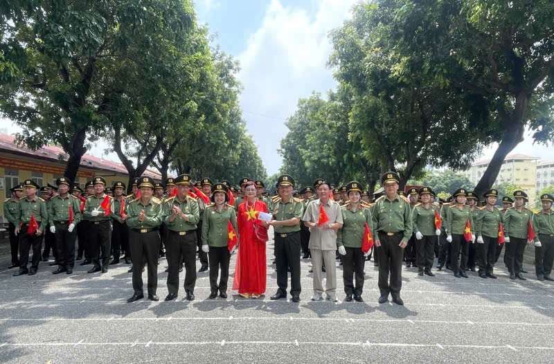 Khối Cựu CAND Việt Nam quyết tâm hoàn thành xuất sắc nhiệm vụ A80 tại Lễ Quốc khánh Khối Cựu CAND Việt Nam quyết tâm hoàn thành xuất sắc nhiệm vụ A80 tại Lễ Quốc khánh