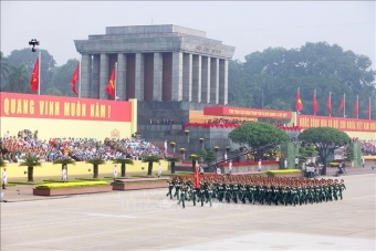 Đội hình diễu binh hùng tráng trên Quảng trường Ba Đình lịch sử