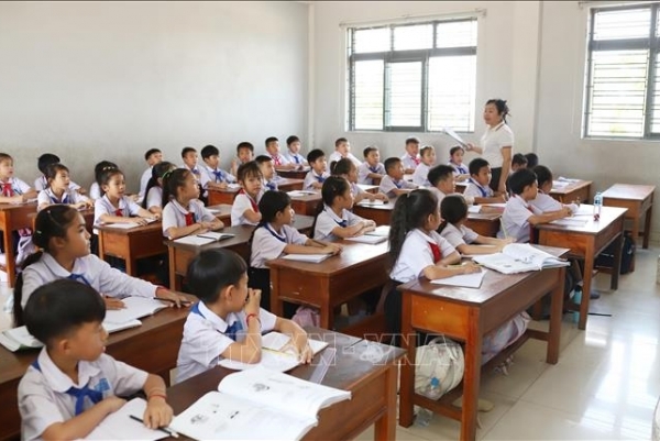 Giữ gìn và lan tỏa tiếng Việt nơi đất bạn Lào